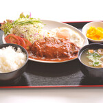 Tanizaki - ハンバーグ定食（洋風）