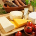 <Standard> Assortment of 2 types of specially selected cheese