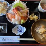 Sakana Ya Katagiri Torakichi - 海鮮丼定食¥1500