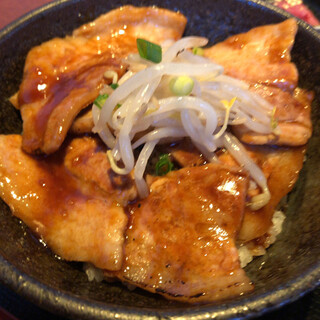 群馬名物 麦豚丼の上州亭_1