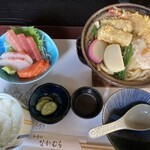 和食処 なかむら - 料理写真:鍋焼きうどん定食