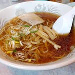 香林 - ラーメン（正油）　６５０円