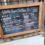 リトルフォートコーヒー - 入口の案内です。