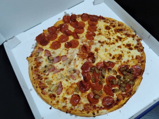 Domino's Pizza Takashimadaira Ten photo 3