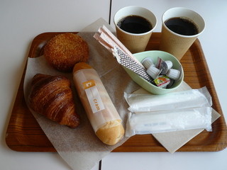 Natural bakery cram - パンとコーヒー