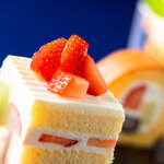ダイニング＆カフェ ランデブーラウンジ - 