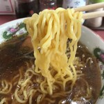 芳仙 - 麺リフト