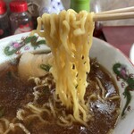芳仙 - 麺リフト