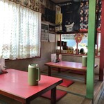 芳仙 - 店内