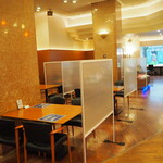 ダイニング＆カフェ ランデブーラウンジ - 