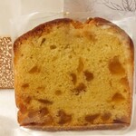 菓子と珈琲 暖 - リンゴのパウンドケーキ