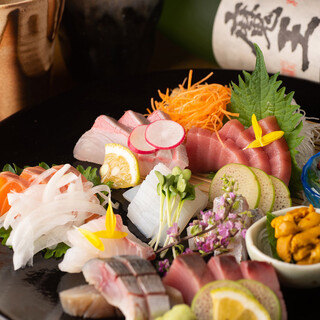 Enjoy the fresh fish prepared by our chef from Tasaki Market, Kumamoto's kitchen! !