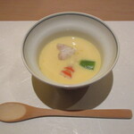 江戸前鮨 二鶴 - 白甘鯛の骨で出汁を引いて