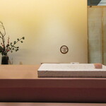 江戸前鮨 二鶴 - カウンター席