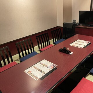 [Hori Kotatsu-style private room that can accommodate up to 10 people]