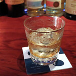 ジャガト カーナ - ウイスキー