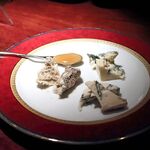 ジャガト カーナ - チーズ