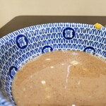 中華蕎麦 とみ田 - 割りスープ・イン。