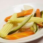 季節野菜の自家製ピクルス