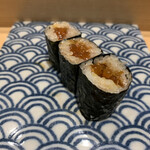 寿司割烹 魚紋 - 巻物 いくら