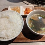 炭火焼肉定食専門店 やまと - 