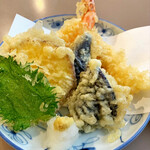 おうどん 瀬戸晴れ - 天盛り