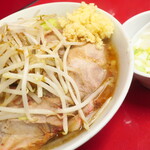 ラーメン二郎 - ラーメン小＋ニンニク多め＋白ネギ