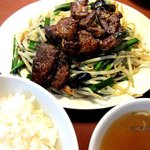 北京亭 - ニラレバ炒めライス！(2012,08/11)