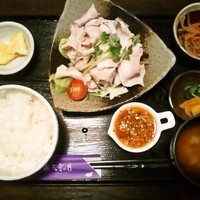 天空の月 渋谷 - 