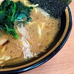 ラーメン林家 - ライトなバランスのスープ。