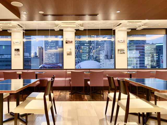 カフェ トロワグロ Cafe Troisgros 新宿 フレンチ ネット予約可 食べログ カフェ トロワグロ Cafe Troisgros 新宿 フレンチ ネット予約可 食べログ