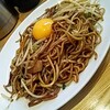 焦がし焼きそば　嬉一 - 焦がし焼きそば、生たまご