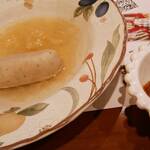 エルナ・アドリアーン - 