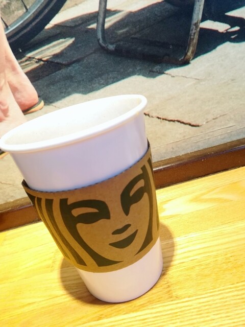 スターバックスコーヒー アミュプラザ鹿児島店 Starbucks Coffee 鹿児島中央 カフェ 食べログ