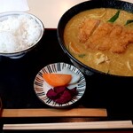 東京庵 - かつカレーらーめん