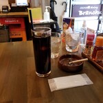 餃子酒場 ぶらんちゅ - アイスコーヒー。