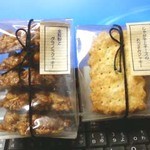 LOG - じゃが芋とチーズのおつまみクッキーと全粒粉とグラノラクッキー