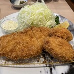 Tonkatsu Kagurazaka Sakura - ロースカツ定食（デフォでメンチ付）