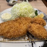 とんかつ神楽坂さくら - ロースカツ定食（デフォでメンチ付）