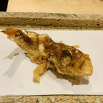 日本橋 蕎ノ字 - ◆ユメカサゴ（駿河湾）
      ◎低温でじっくり時間をかけて揚げられたユメカサゴは頭から全部食べられる。