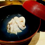温石 - ふんわり柔らかい蛤。お出汁の美味しさは謎。