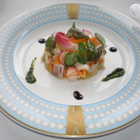 モナリザ 丸の内店 - 海老、イカ、帆立貝のマリネ　色とりどりの野菜とともに