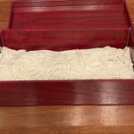 日本橋 蕎ノ字 - ☆鈴木大将に頼んで、年越し蕎麦を打って貰った。大晦日は紅白見ながら『蕎の字』の蕎麦で〆る。