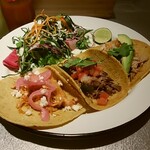 北出TACOS - 3種タコスとサラダ