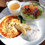 カラミンサ - トマトソースの煮込みハンバーグプレート