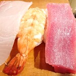 源寿司 - カンパチ・海老・マグロ