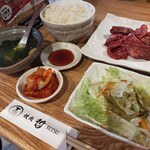 焼肉 哲 - 