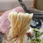 極麺 青二犀 - ストレート細麺