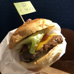 ファンゴー - 【1月のMonthly Burger】 
            
            『25th Anniversary  Burger¥1000』