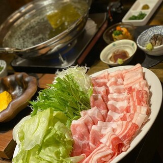 アグーしゃぶしゃぶ 野菜巻串屋 ぐるり 国際通り店 県庁前 居酒屋 食べログ